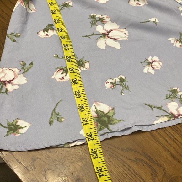 Dynamite Floral Wrap Dress - Picture 5 of 9